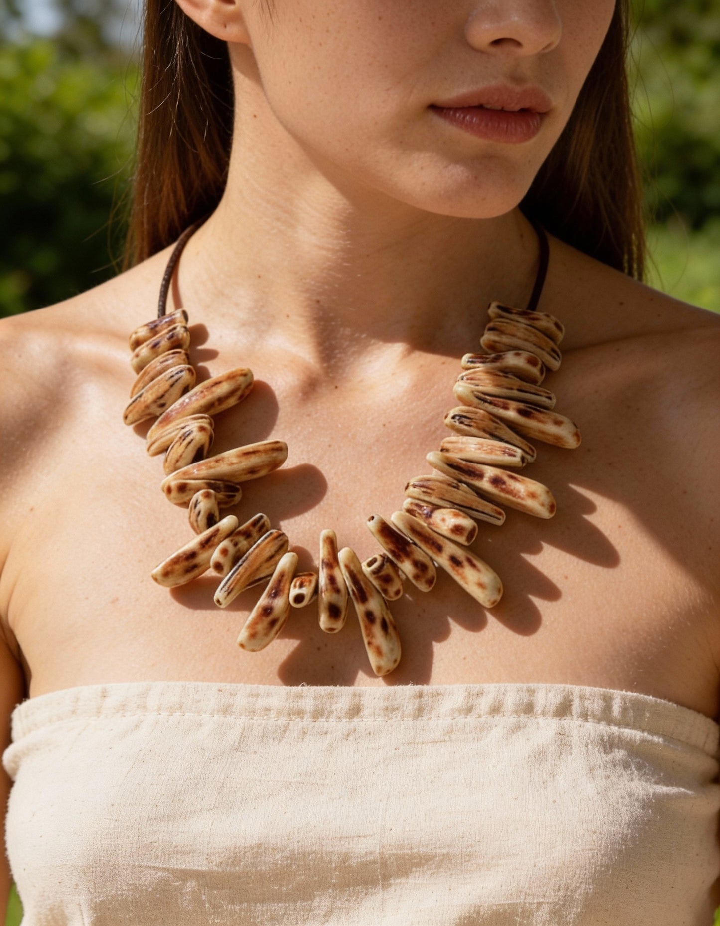 Colar Essência Tribal resina premium