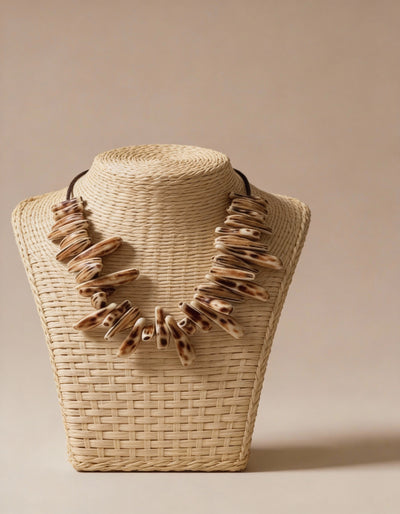 Colar Essência Tribal resina premium