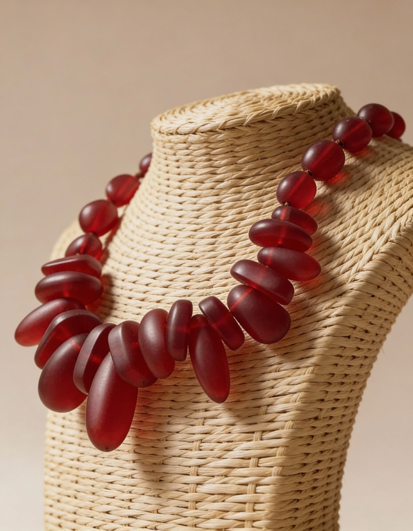 Colar Aurora Carmin Resina premium